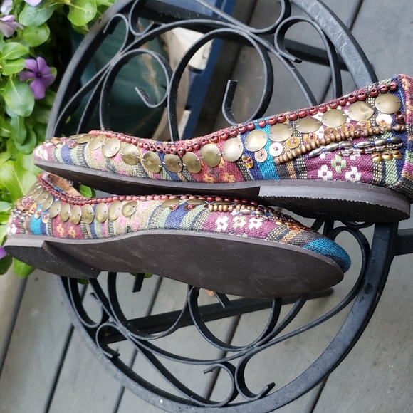 Ladies Embellished ballet flats - Picture 4 of 10